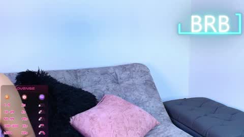 Jules and Gia online show from 06-01-26, 09:33
