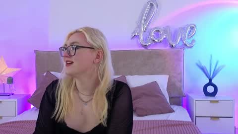 Jules Nightt online show from 04-10-26, 09:52