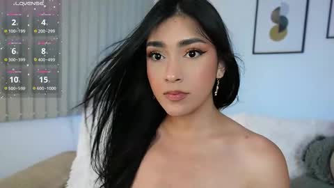 Jules Bennett online show from 03-12-25, 01:03