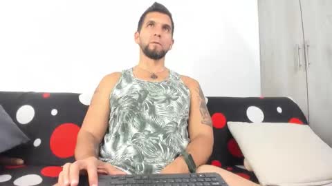 Snapshot of juleslake2 chatting on 12-02-25, 02:17 juleslake2 online show from 12-02-25, 02:17