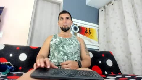 juleslake2 online show from 07-08-26, 12:26