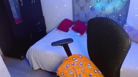  Juliana Torres  online show from 03-06-25, 11:53