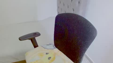  Juliana Torres  online show from 09-15-25, 06:08