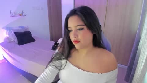 juli_santos_22 online show from 01-03-25, 12:30