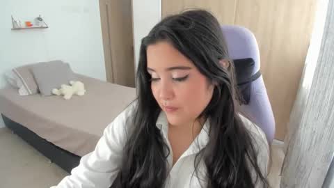 juli_santos_22 online show from 01-13-25, 08:15