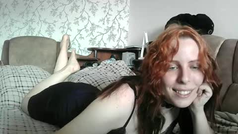 Julia online show from 06-19-26, 08:18