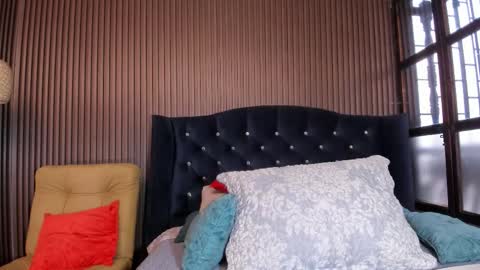 Julia online show from 11-03-25, 08:21