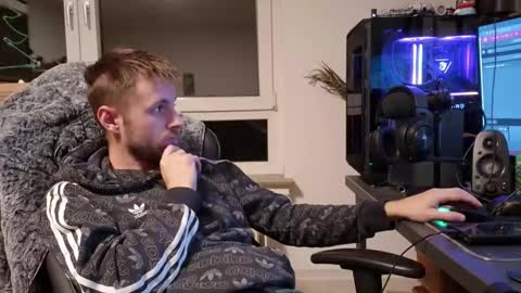 Snapshot of julia_official chatting on 01-18-26, 08:56 julia_official online show from 01-18-26, 08:56