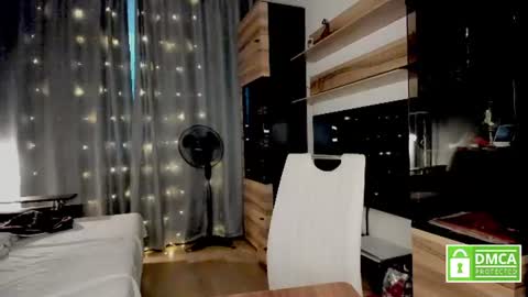 julia_t_mog online show from 06-28-26, 06:47
