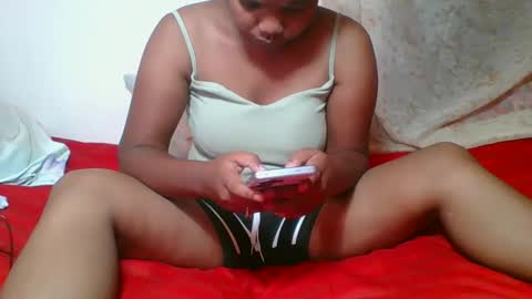 Snapshot of juliah02 chatting on 03-04-25, 05:32 juliah02 online show from 03-04-25, 05:32