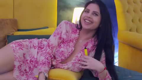 Julia online show from 03-07-25, 08:44