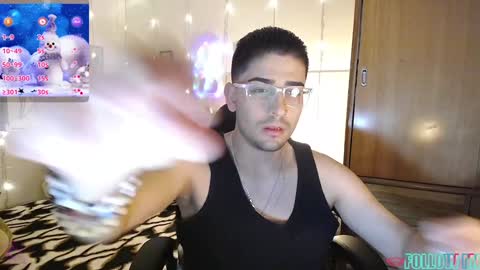 Snapshot of julian1225_ chatting on 12-03-24, 02:58 Julian online show from 12-03-24, 02:58
