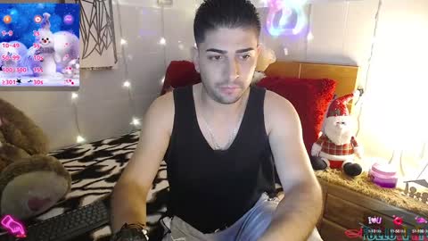 Snapshot of julian1225_ chatting on 12-10-24, 02:28 Julian online show from 12-10-24, 02:28