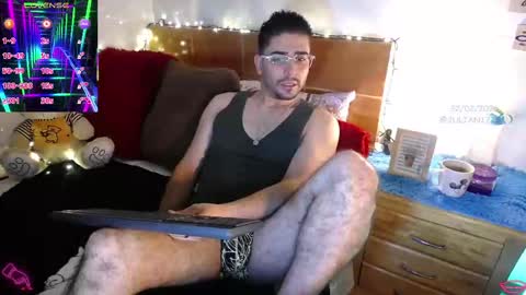 Snapshot of julian1225_ chatting on 02-22-25, 09:04 Julian online show from 02-22-25, 09:04