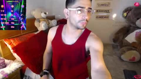Snapshot of julian1225_ chatting on 03-08-25, 02:01 Julian online show from 03-08-25, 02:01
