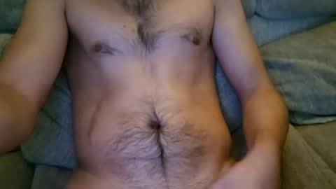 Snapshot of julian38000 chatting on 11-17-25, 02:28 julian38000 online show from 11-17-25, 02:28