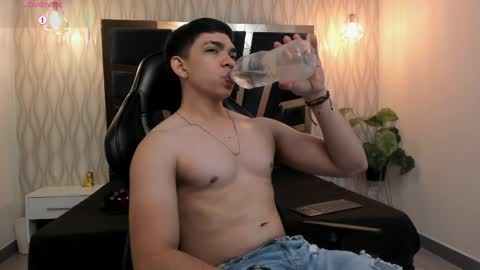 JULIAN  online show from 04-10-26, 02:22