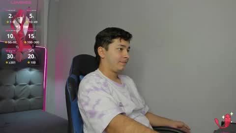 Snapshot of julian_smith21 chatting on 03-08-26, 04:22 julian_smith21 online show from 03-08-26, 04:22