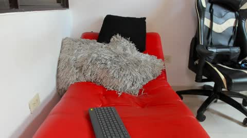 julian_wallace online show from 04-09-26, 06:24