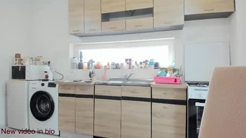 Snapshot of juliana35 chatting on 02-13-25, 08:48 juliana35 online show from 02-13-25, 08:48