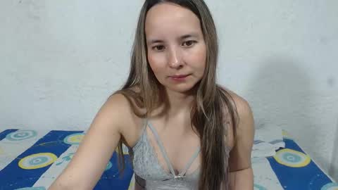 Snapshot of juliana_soto1 chatting on 09-18-25, 11:34 Juli online show from 09-18-25, 11:34