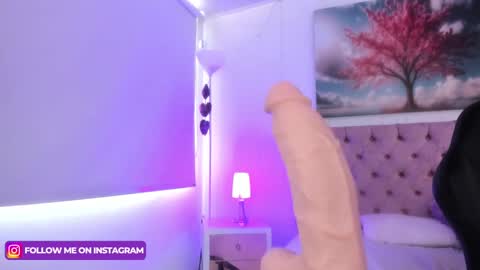 Snapshot of julianaa_castro chatting on 02-01-25, 05:58 JULIANA CASTRO online show from 02-01-25, 05:58