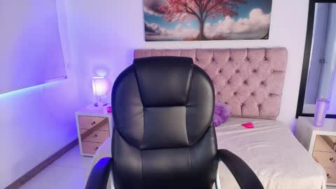  JULIANA CASTRO online show from 03-25-26, 11:38