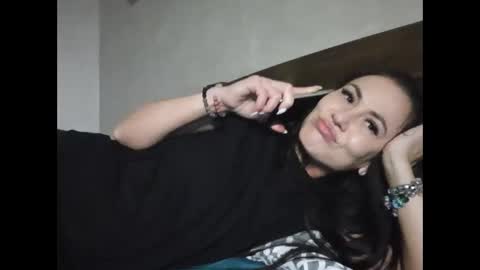 julianagold1 online show from 01-14-25, 09:30