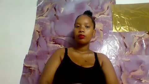 Snapshot of julianah93 chatting on 07-19-26, 01:15 Julianah online show from 07-19-26, 01:15