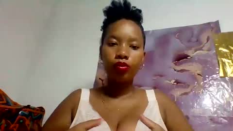 Snapshot of julianah93 chatting on 07-24-26, 11:19 Julianah online show from 07-24-26, 11:19