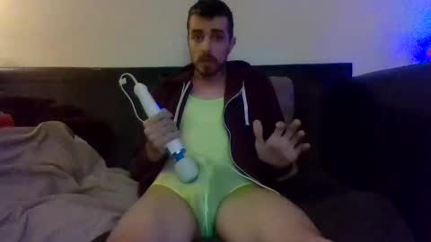 Snapshot of julianjj2001 chatting on 12-04-24, 03:59 julianjj2001 online show from 12-04-24, 03:59