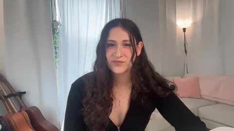 Snapshot of julianmichaelsvip chatting on 06-08-26, 03:45 julianmichaelsvip online show from 06-08-26, 03:45