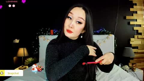 Julianna online show from 12-20-24, 05:18