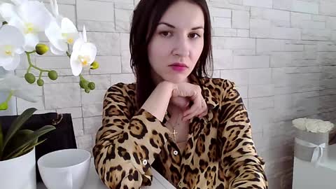 Julia online show from 04-13-26, 01:38