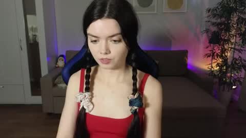 Snapshot of juliaortega_ chatting on 05-02-26, 04:01 Julia online show from 05-02-26, 04:01