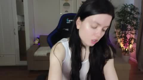 Snapshot of juliaortega_ chatting on 05-27-26, 07:27 Julia online show from 05-27-26, 07:27