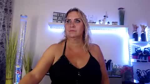 Julia online show from 07-26-26, 08:27