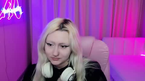 Snapshot of juliasharkk chatting on 10-01-25, 08:59 JuliaSharkk online show from 10-01-25, 08:59