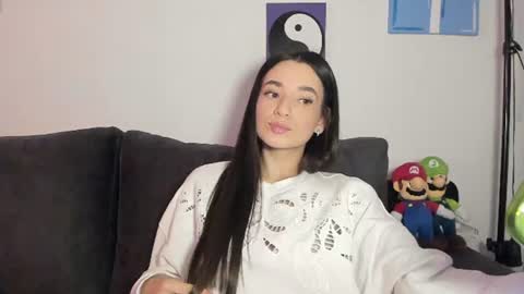 Jeimy Help me to reach 100 thumbs up online show from 07-30-26, 01:37