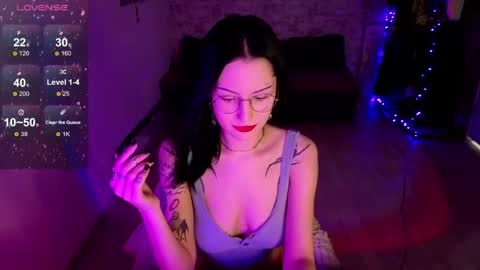 Snapshot of julie__rayls chatting on 04-07-26, 06:52 see u next time 1700 UTC 0 3 online show from 04-07-26, 06:52