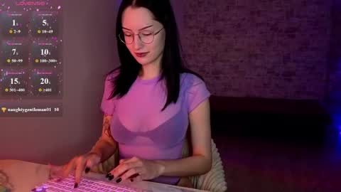 Snapshot of julie__rayls chatting on 05-05-26, 09:56 see u next time 1700 UTC 0 3 online show from 05-05-26, 09:56