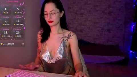 Snapshot of julie__rayls chatting on 05-10-26, 07:19 see u next time 1700 UTC 0 3 online show from 05-10-26, 07:19