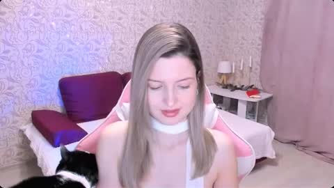 Julie online show from 12-23-24, 04:17