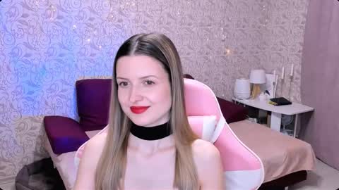 Julie online show from 03-06-25, 04:07