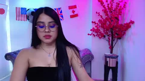 Julie online show from 07-10-26, 03:44