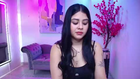 Julie online show from 07-30-26, 04:00