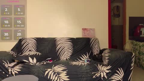 Snapshot of julie_vixen chatting on 01-06-26, 10:45 julie_vixen online show from 01-06-26, 10:45