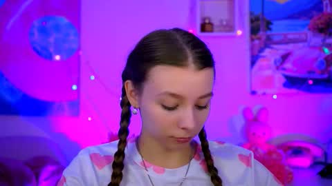 juliedaniel online show from 10-26-25, 04:29