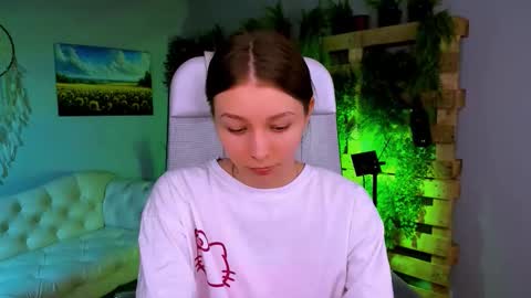 juliedaniel online show from 11-21-25, 08:13