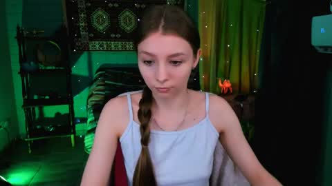 juliedaniel online show from 05-20-26, 04:18